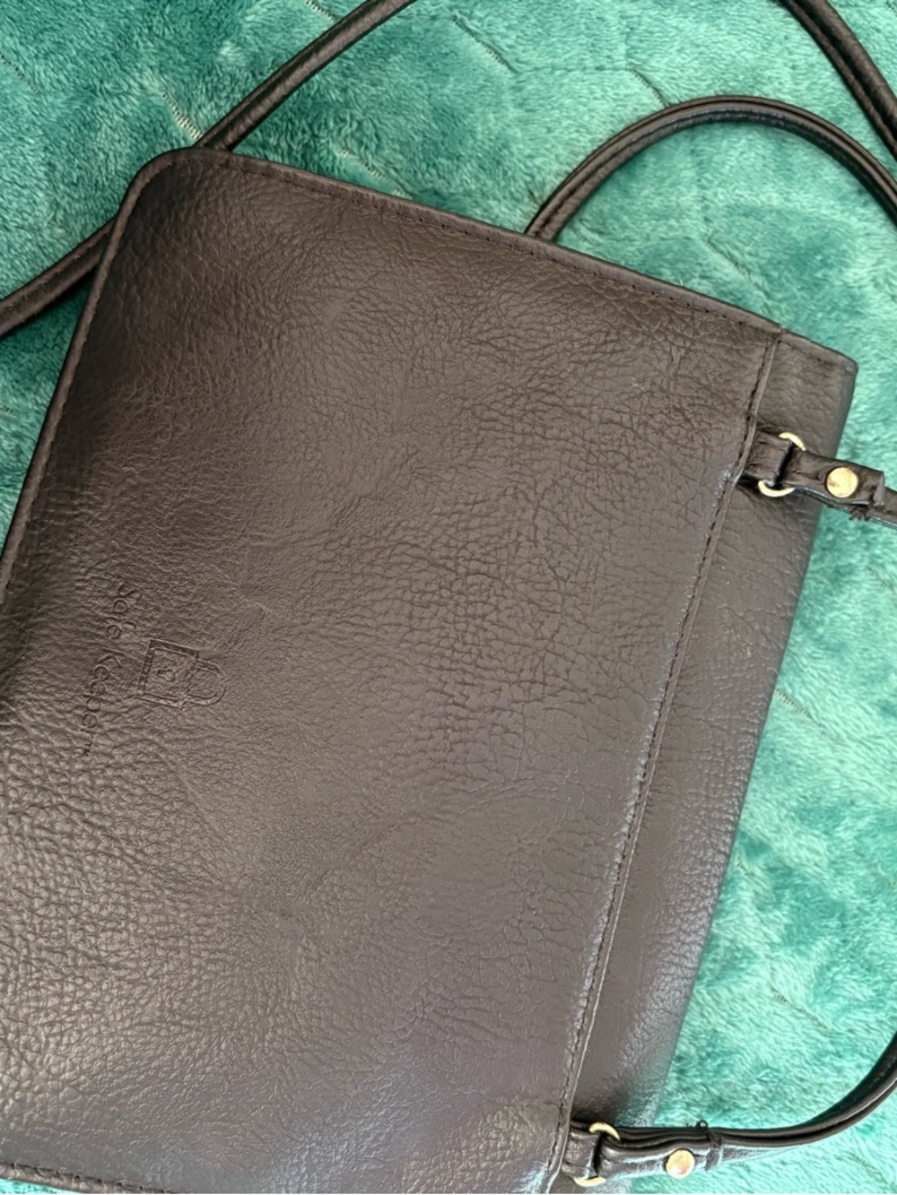 Black Crossbody Wallet Bag | Sleek Minimalist Shoulder Purse | Multi-Compartment - Picture 7 of 7